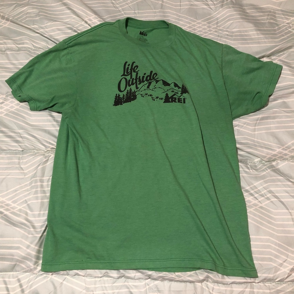 REI Life Outside Steward Men’s Large Tee Shirt.